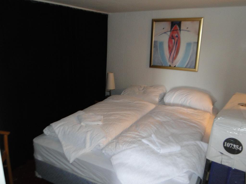 Hotel Dallgow חדר תמונה