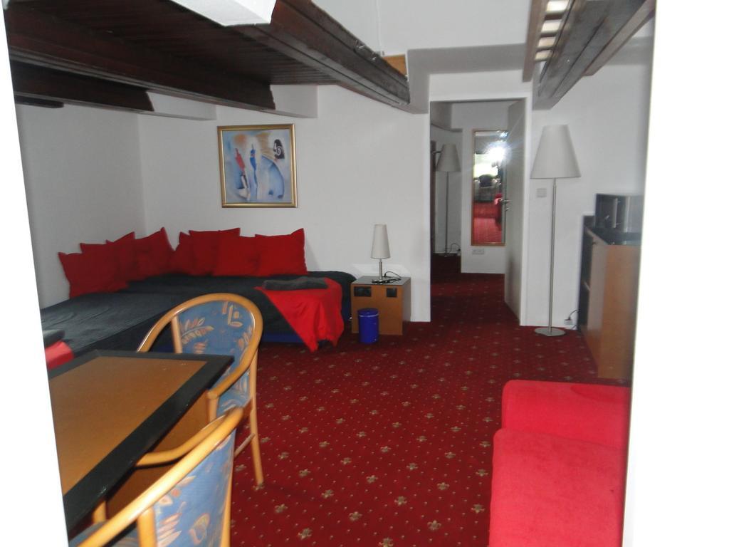 Hotel Dallgow חדר תמונה