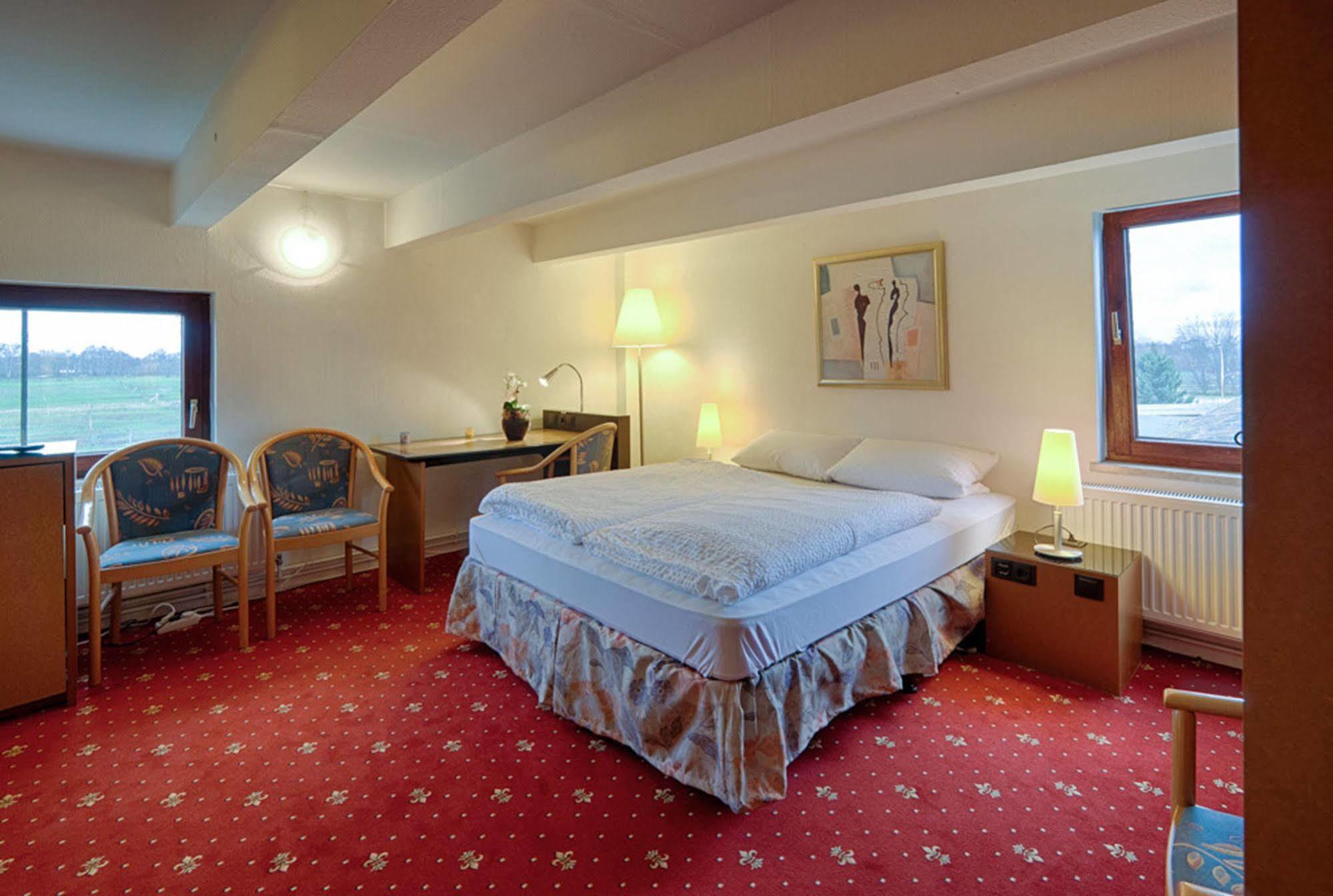 Hotel Dallgow מראה חיצוני תמונה