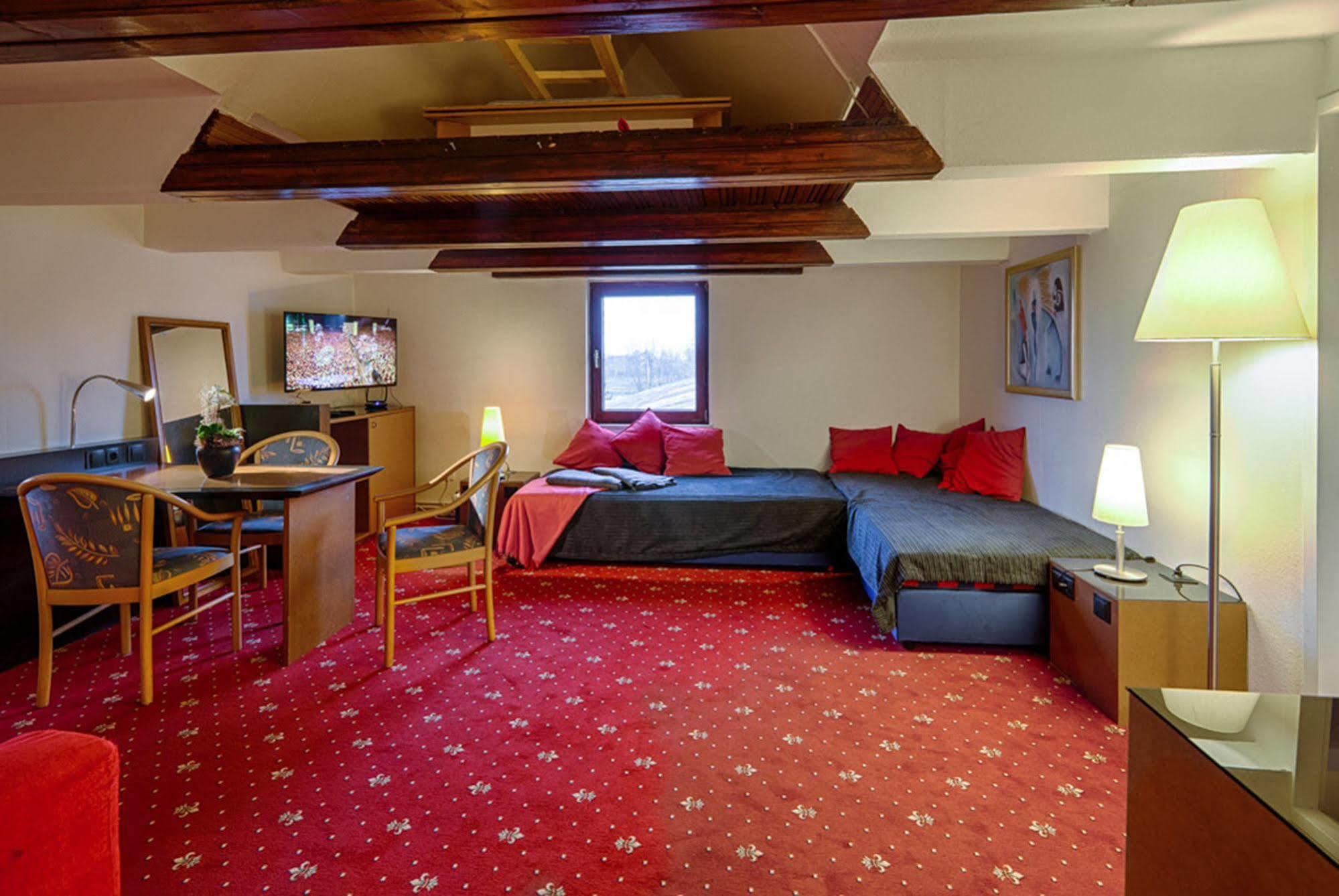 Hotel Dallgow מראה חיצוני תמונה